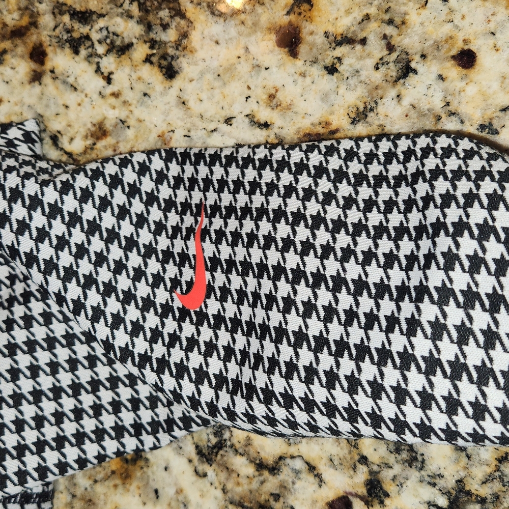 Nike pants - Picture 4 of 4